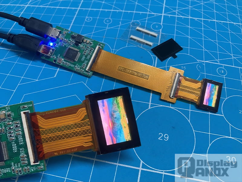 0-71 inch Micro OLED 1920x1080 LVDS 3000 nits